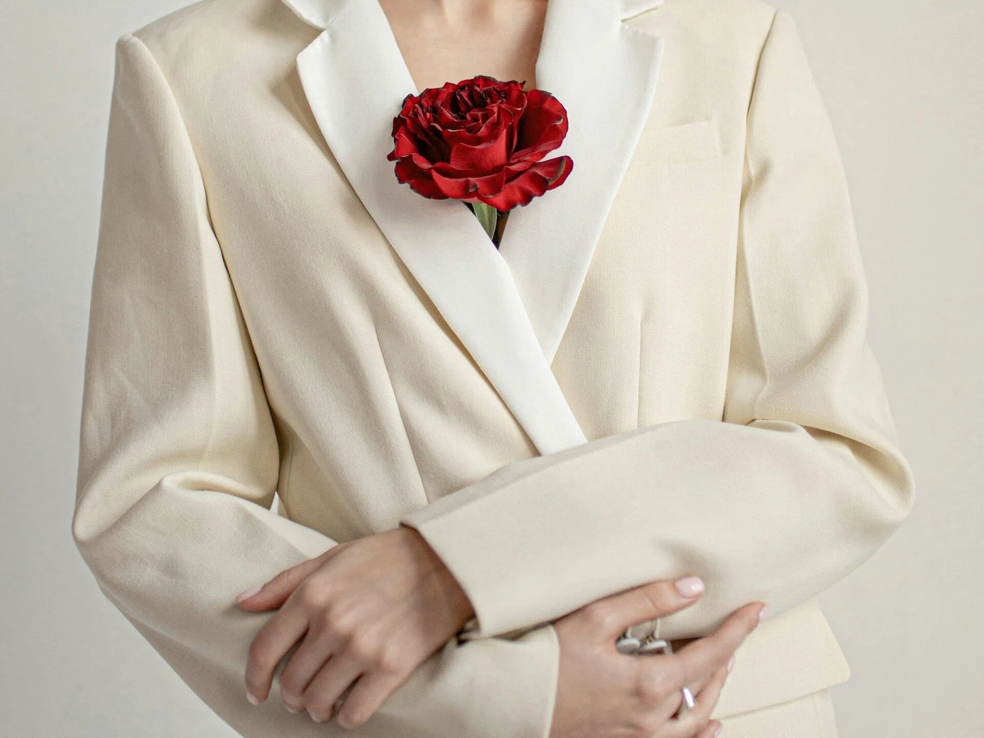 Remove clothing wrinkles for a refined look